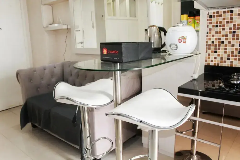Джакарта: Comfort 2BR Bassura City Apartment near Shopping Center
