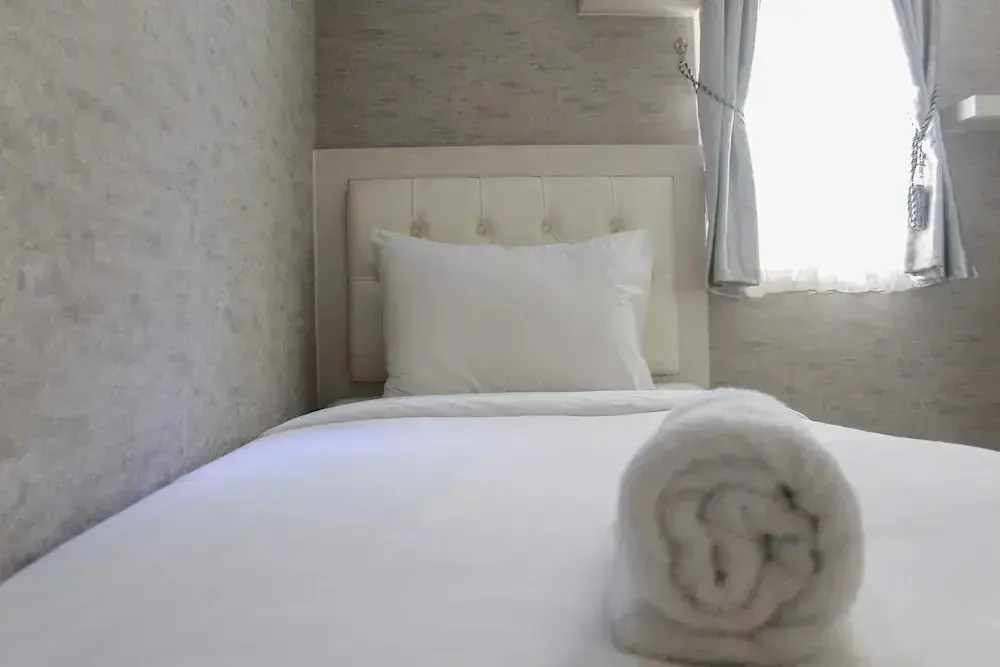 Джакарта: Comfort 2BR Bassura City Apartment near Shopping Center