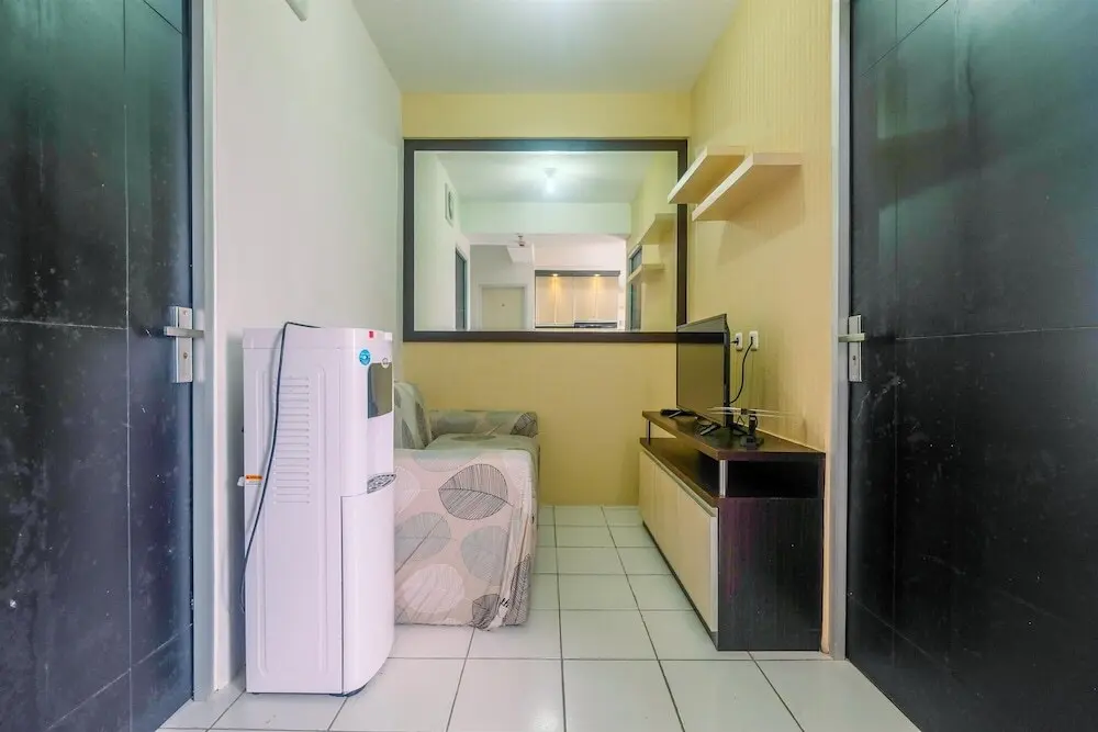 Джакарта: Homey 2BR with City View Pancoran Riverside Apartment
