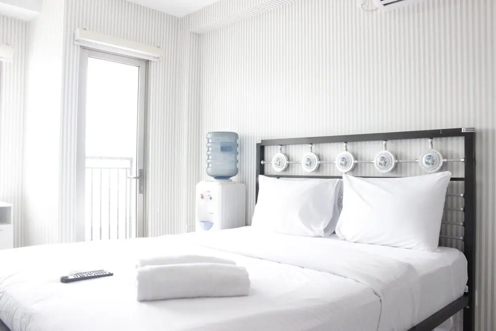Бандунг: Chic and Comfy Studio Room at Mekarwangi Square Apartment Cibaduyut