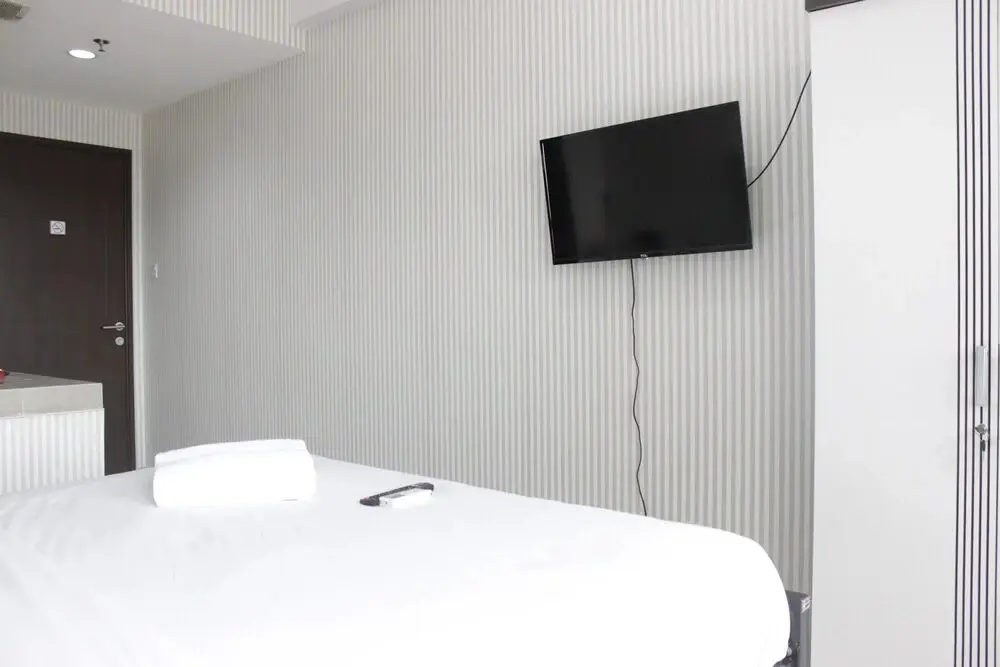 Бандунг: Chic and Comfy Studio Room at Mekarwangi Square Apartment Cibaduyut