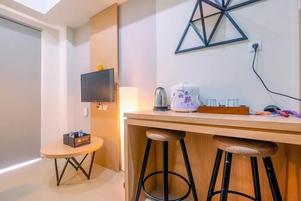 Comfort 1BR Apartment at Mustika Golf Residences — фото 1