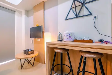 Comfort 1BR Apartment at Mustika Golf Residences — фото 1