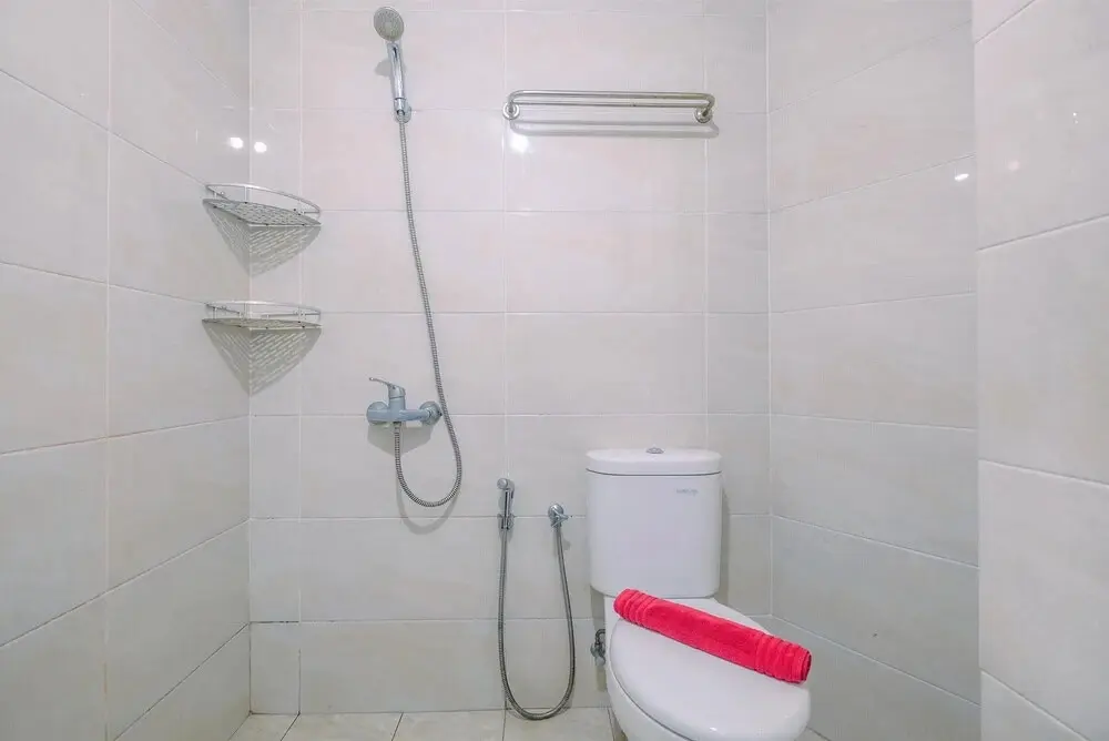 Чикаранг: Comfort 1BR Apartment at Mustika Golf Residences