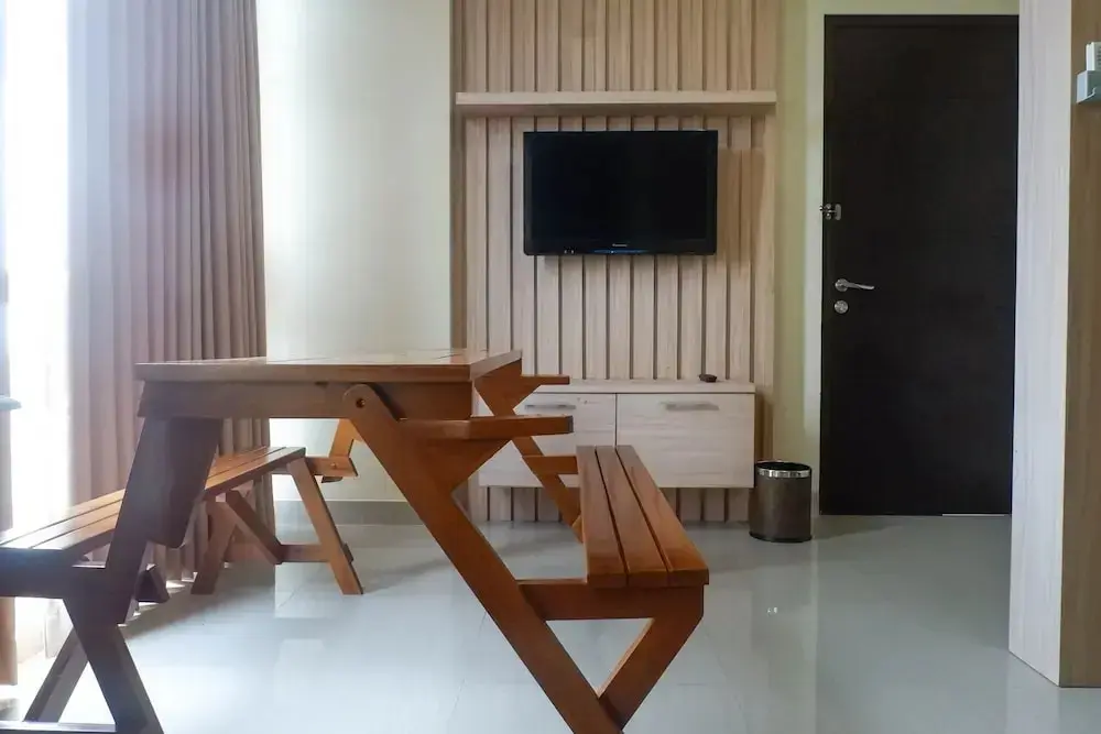 Сурабая: Best View & Strategic 2BR Apartment at Tamansari Papilio