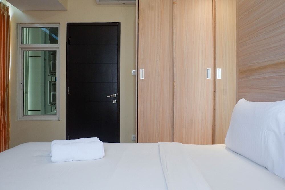 Сурабая: Best View & Strategic 2BR Apartment at Tamansari Papilio