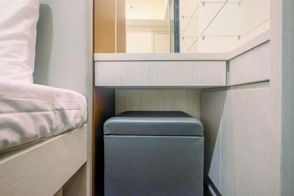 Сибату: New Furnished and Minimalist 2BR + 1 Office Room at Meikarta Apartment
