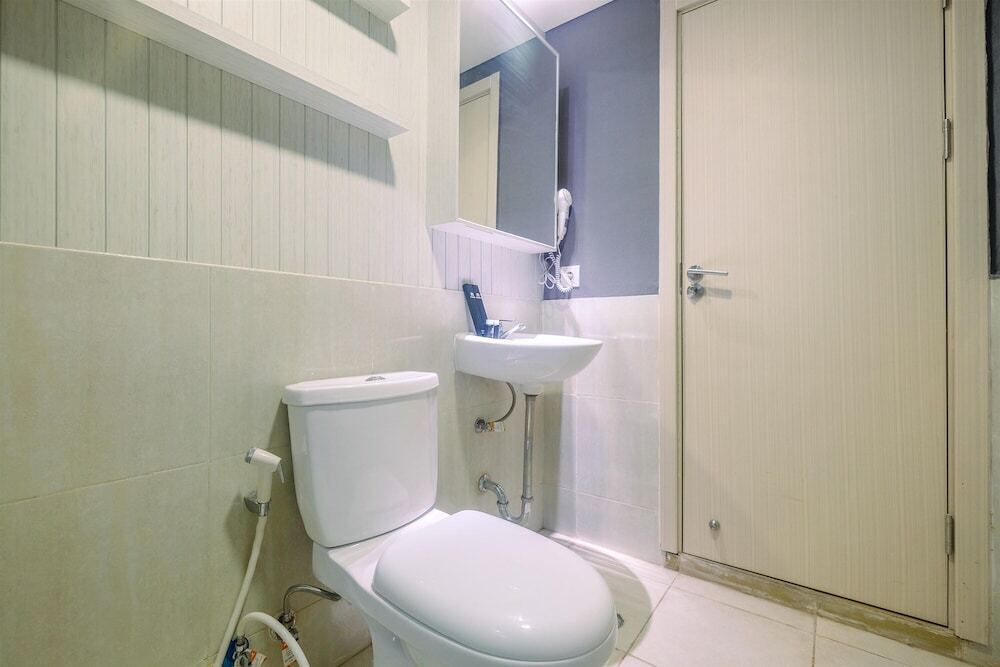 Сибату: New Furnished and Minimalist 2BR + 1 Office Room at Meikarta Apartment