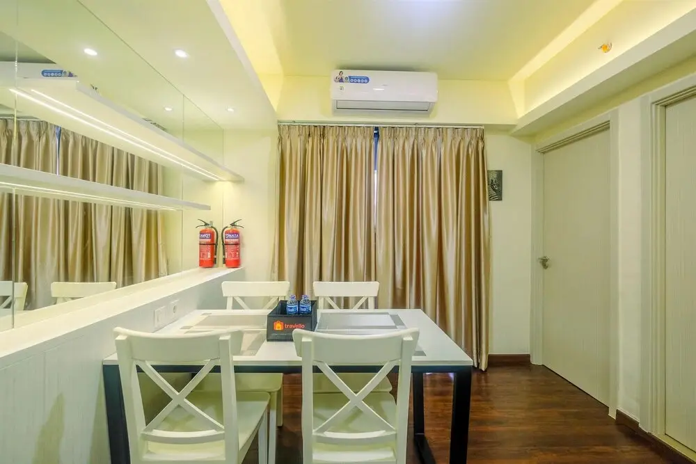 Сибату: New Furnished and Minimalist 2BR + 1 Office Room at Meikarta Apartment