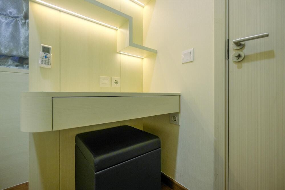 Сибату: New Furnished and Enjoy 2BR at Meikarta Apartment