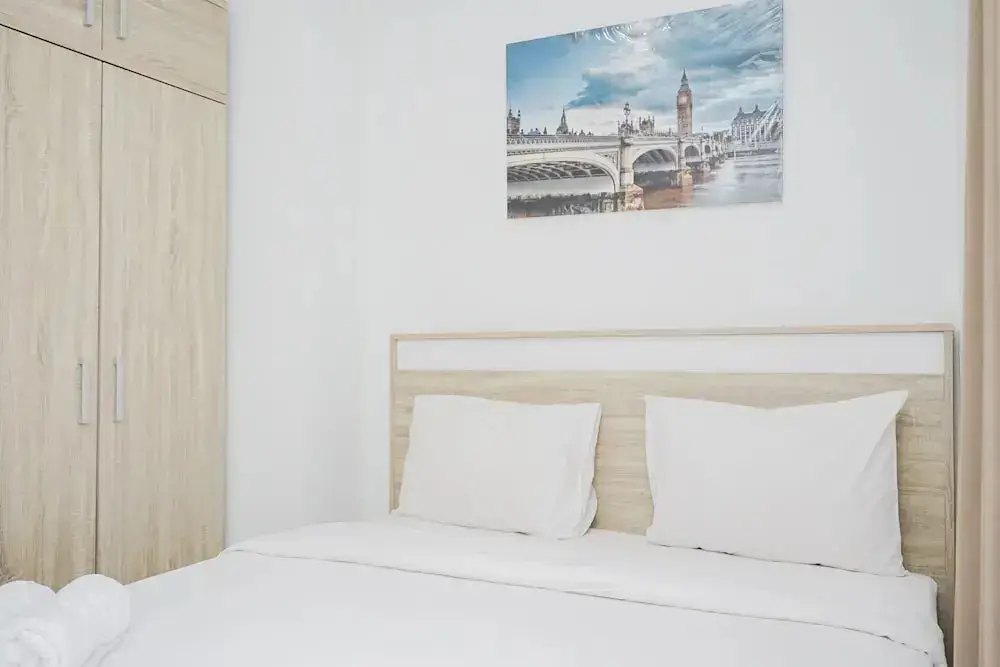 Тангеранг: Comfort and Minimalist Studio Apartment at Springwood Residence