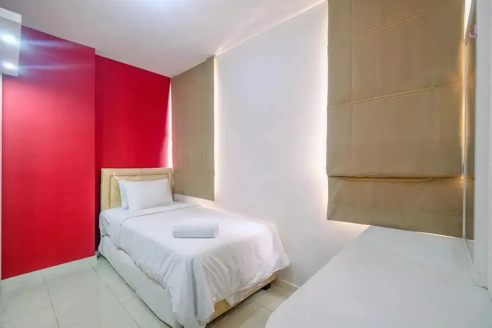 Джакарта: Comfort 2BR Apartment at Cervino Village