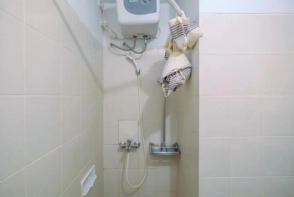 Джакарта: Comfort 2BR Apartment at Cervino Village