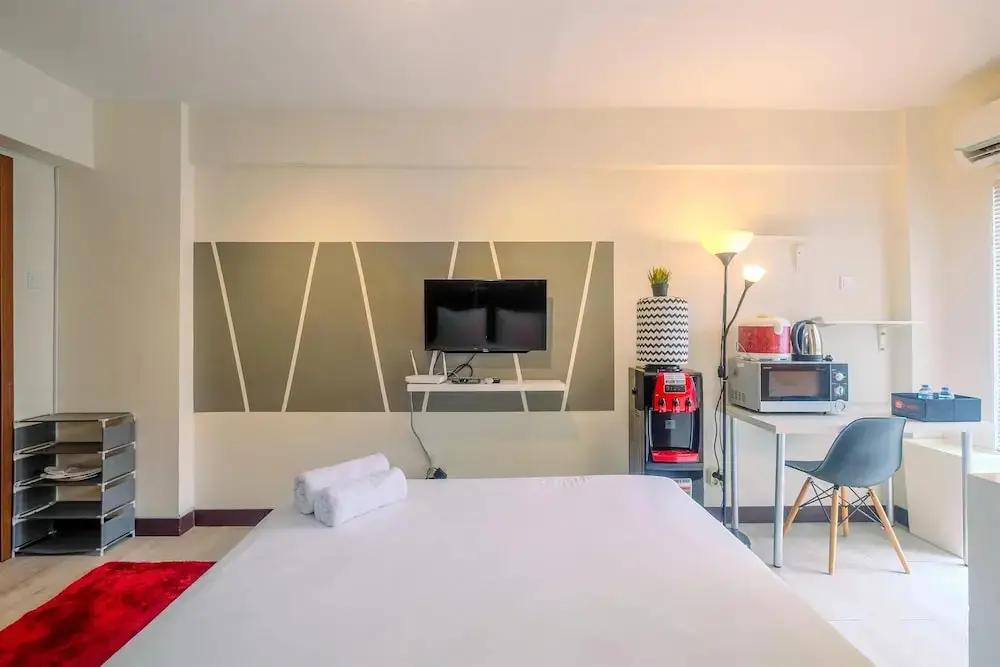 Депок: Best and Simply Homey Studio Cinere Resort Apartment