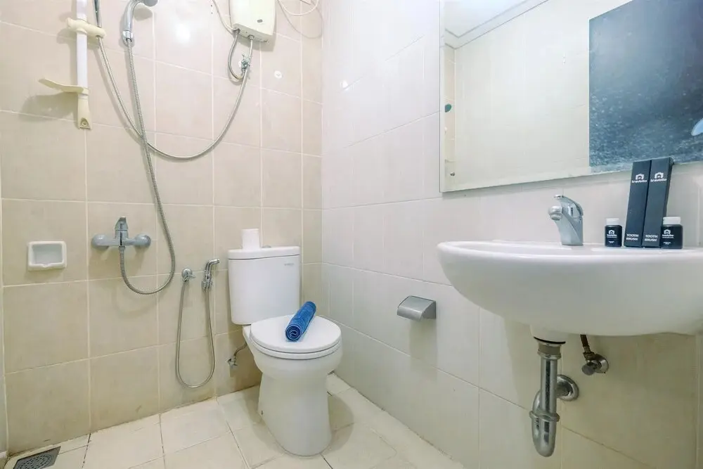Джакарта: Good Choice Studio Nifarro Park Apartment