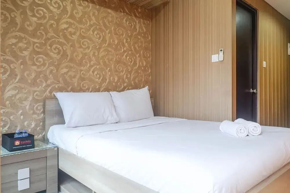 Сурабая: Relaxing and Stylish Studio at Tamansari Papilio Apartment