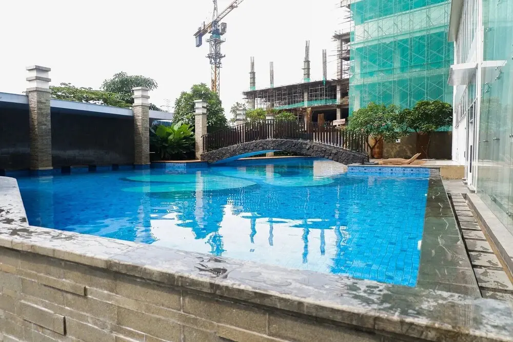 Сурабая: Spacious Studio Room Apartment at Grand Sungkono Lagoon
