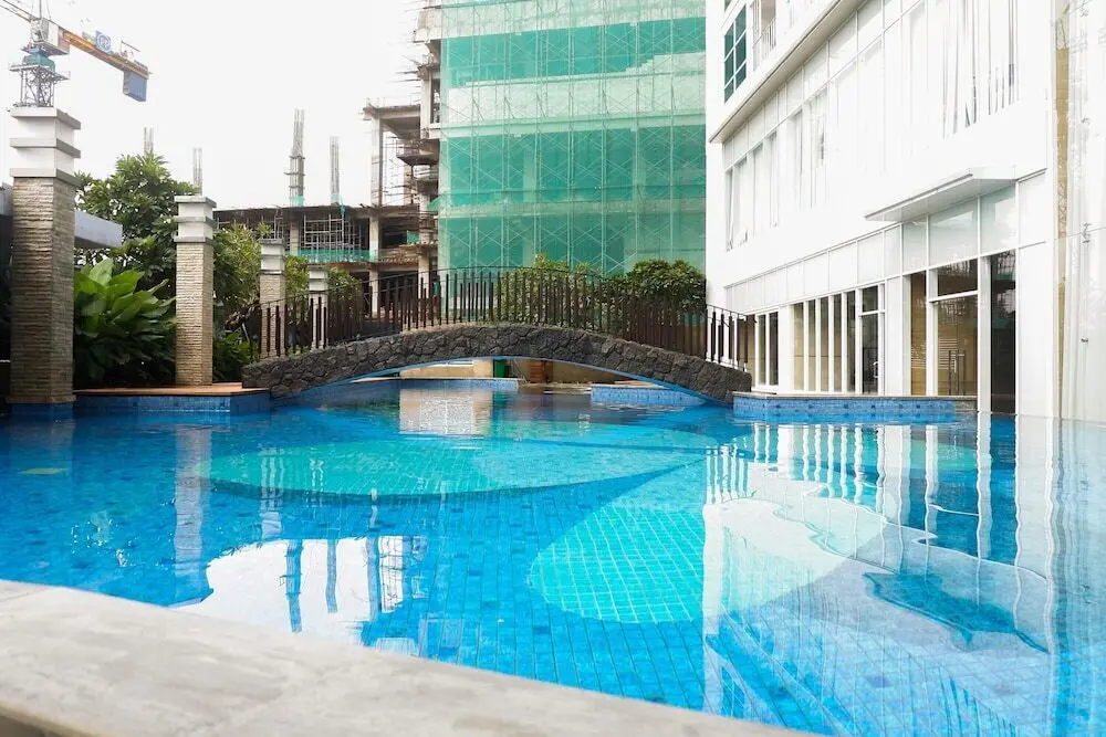 Сурабая: Spacious Studio Room Apartment at Grand Sungkono Lagoon