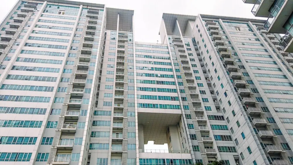 Джакарта: Elegant 2BR with Study Room Essence Dharmawangsa Apartment