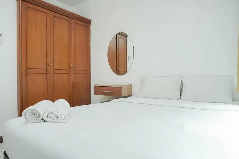 Джакарта: Spacious and Good 3BR Pangeran Jayakarta Apartment