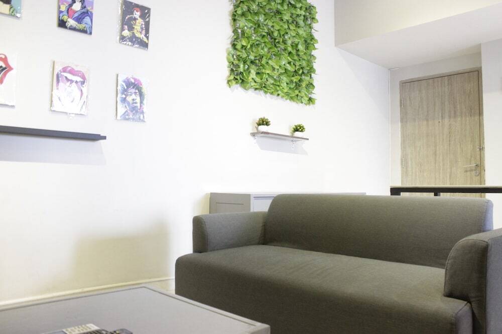 Бандунг: Spacious 2BR Apartment at Newton Residence near Toll Buah Batu