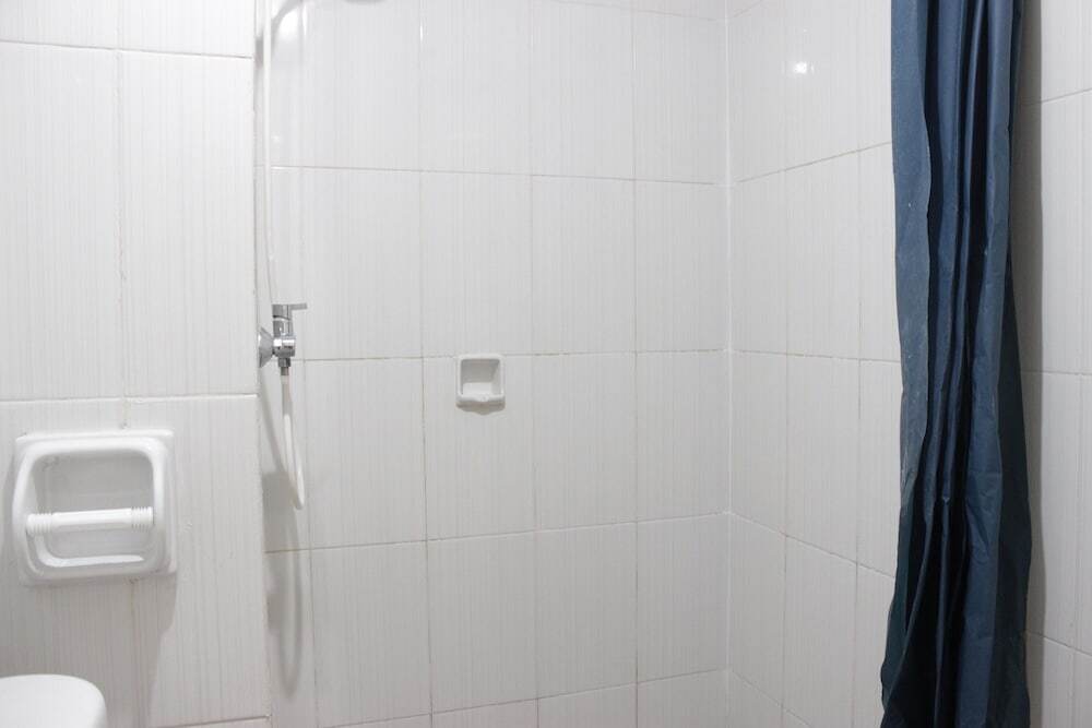 Бандунг: Spacious 2BR Apartment at Newton Residence near Toll Buah Batu