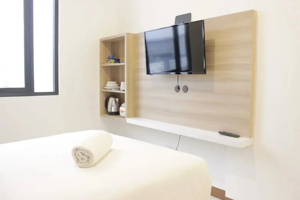 Бандунг: Minimalist Studio Semi Apartment at The Lodge Paskal near BINUS University