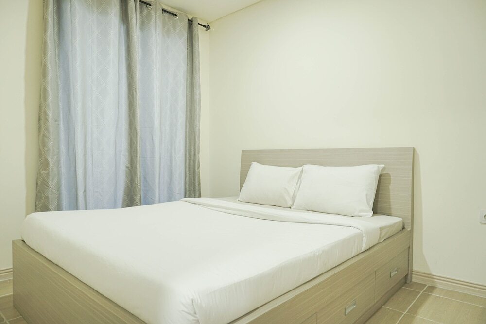 Сибату: Comfy and Modern 2BR at Meikarta Apartment