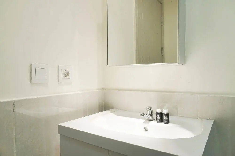 Сибату: Brand New and Modern 2BR Meikarta Apartment