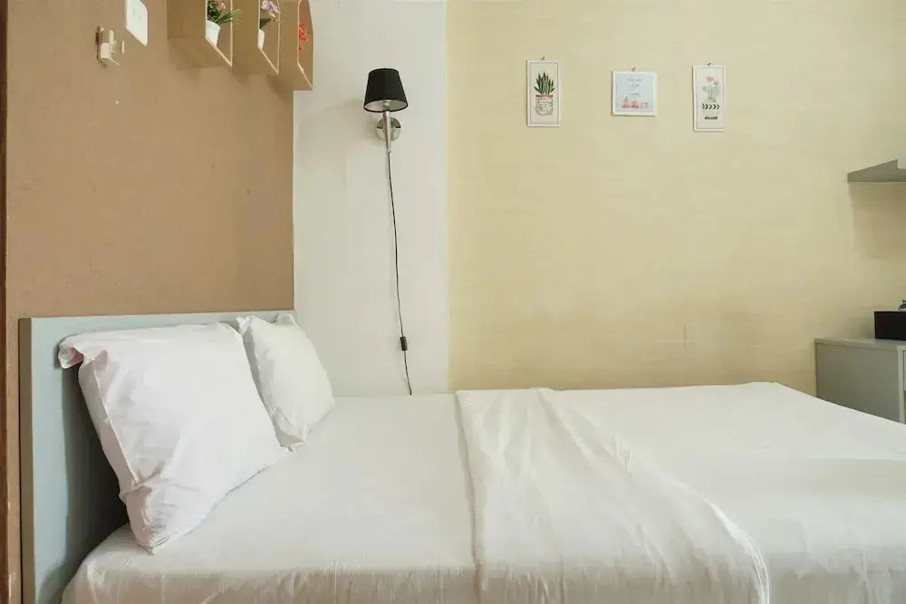 Депок: Comfort and Strategic Studio Apartment Margonda Residence 2 near UI
