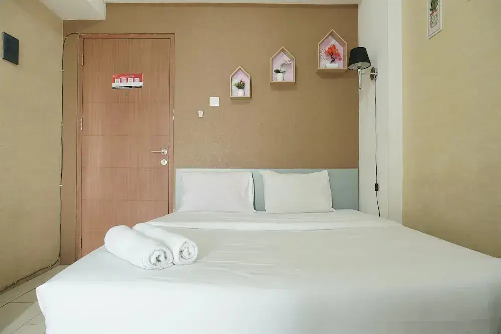 Депок: Comfort and Strategic Studio Apartment Margonda Residence 2 near UI