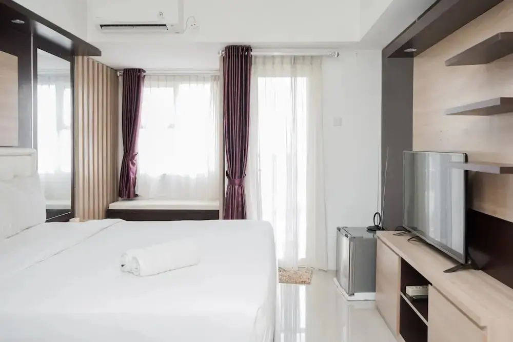 Южный Тангеранг: Contemporary Studio at Baileys Apartment