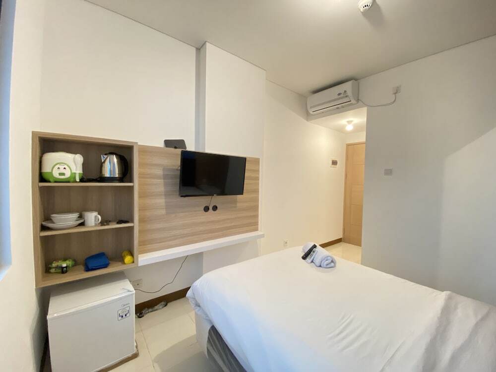 Бандунг: Simply Studio Room Semi Apartment at The Lodge Paskal near BINUS University