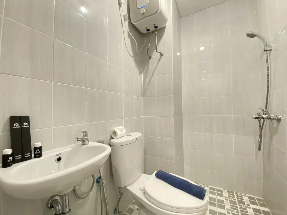 Бандунг: Simply Studio Room Semi Apartment at The Lodge Paskal near BINUS University
