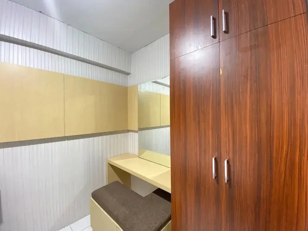 Stylish & Strategic 2BR at Gateway Ahmad Yani Cicadas Apartment near Mall — фото 1
