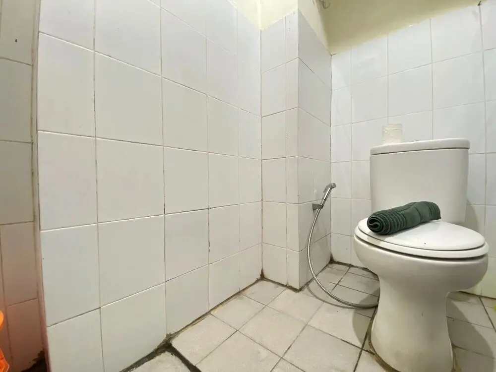 Бандунг: Stylish & Strategic 2BR at Gateway Ahmad Yani Cicadas Apartment near Mall