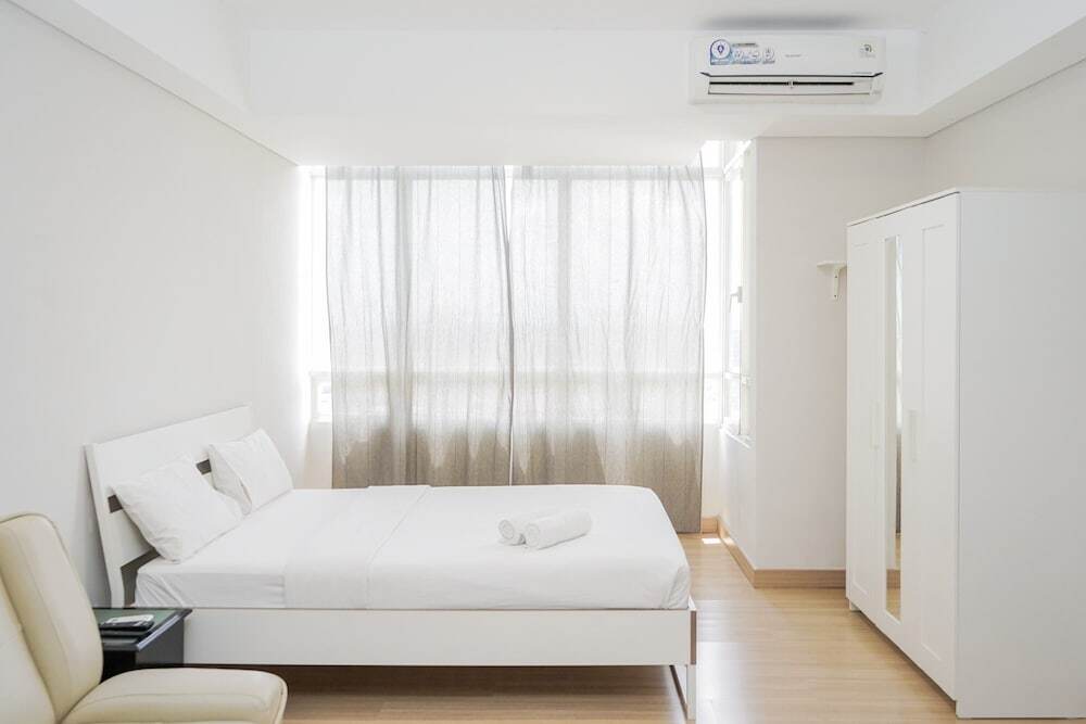 Тангеранг: Elegant and Comfort Studio at Skandinavia Apartment