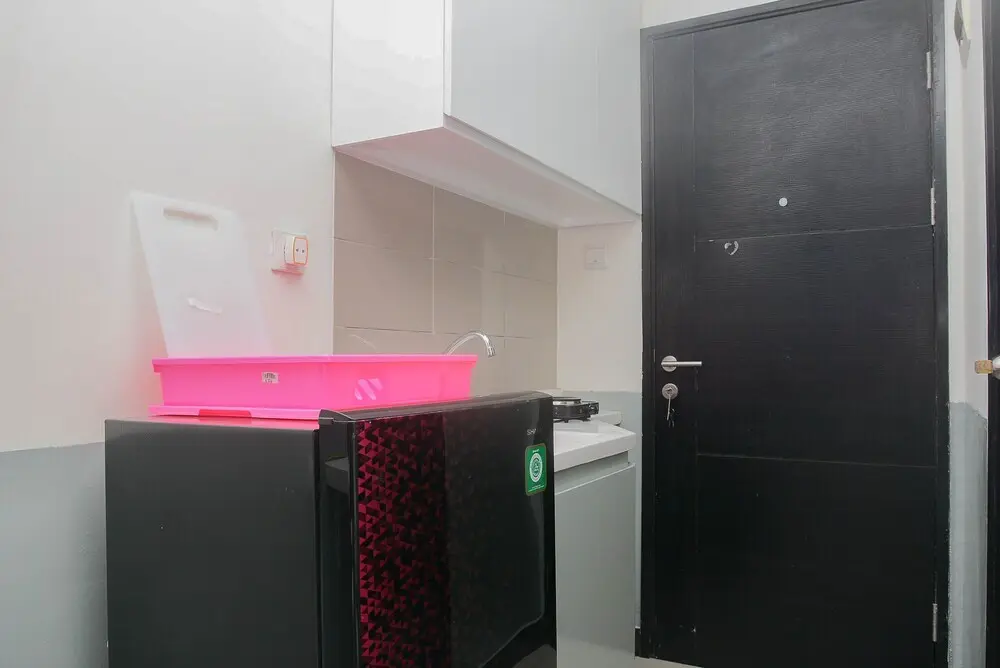 Джакарта: Cozy and Homey Studio at Belmont Apartment