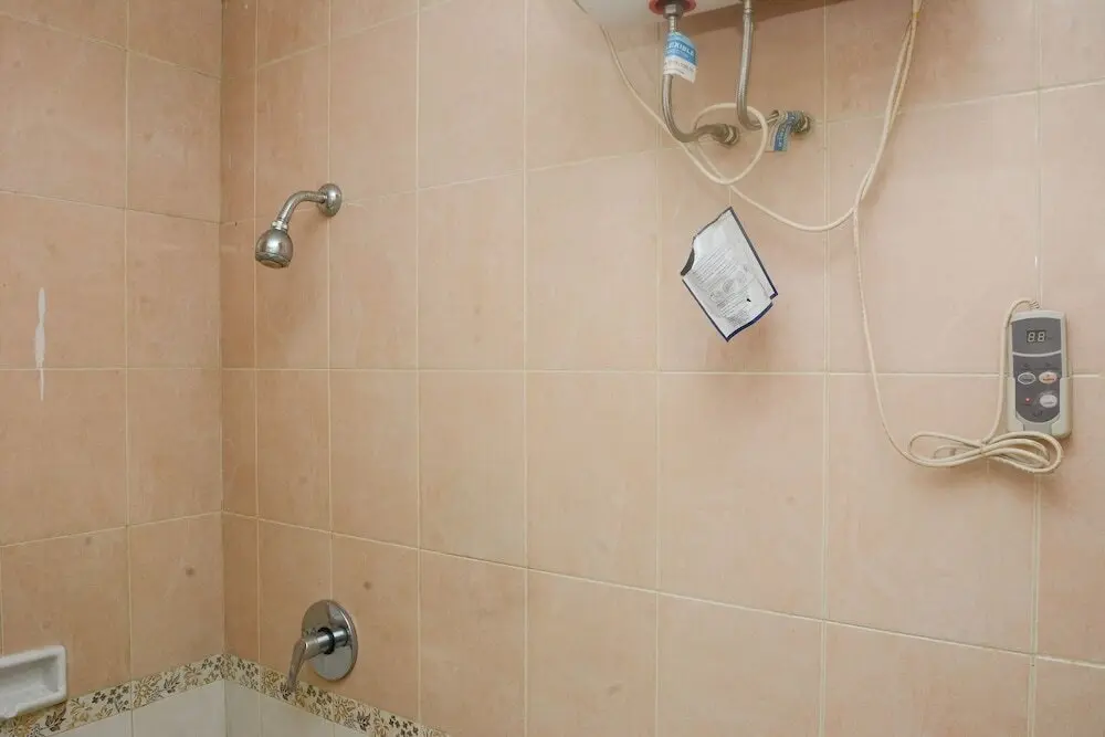 Джакарта: Comfort 1BR at The Boulevard Apartment