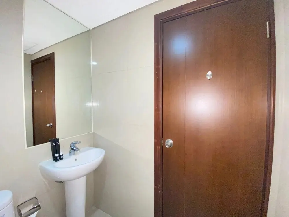 Бандунг: Deluxe & Well Appointed 2BR at El Royale Apartment