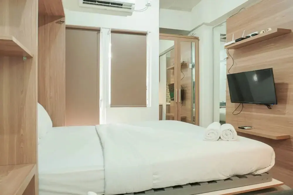 Джакарта: Lovely and Strategic Studio at Green Pramuka Apartment