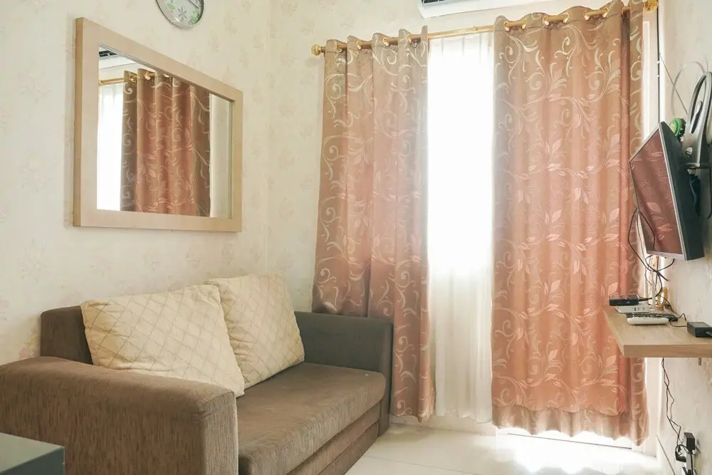 Джакарта: Comfort 2BR Green Pramuka City Apartment near Shopping Center