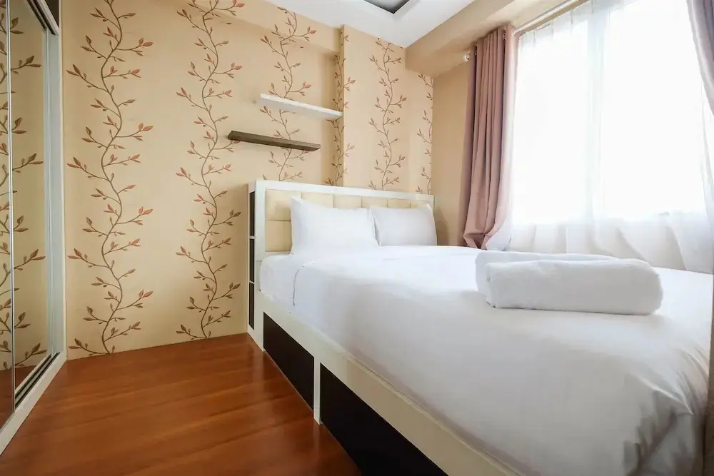 Джакарта: Elegant 2BR Bassura City Apartment