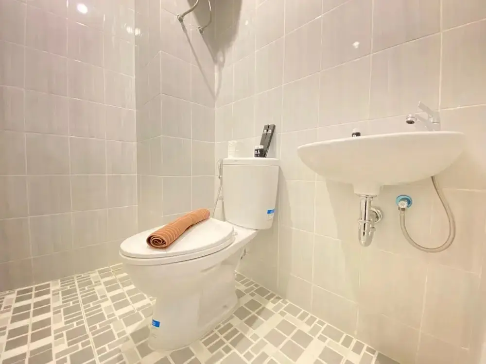 Бандунг: Comfortable Studio Semi Apartment at The Lodge Paskal near BINUS University