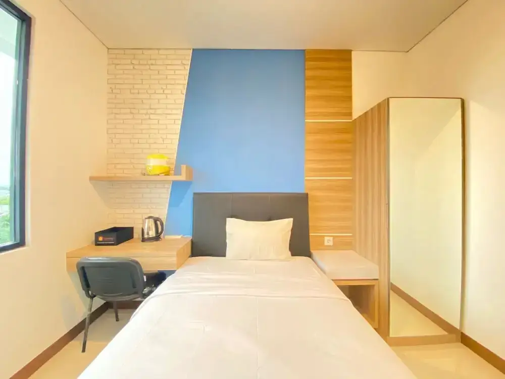 Бандунг: Comfortable Studio Semi Apartment at The Lodge Paskal near BINUS University