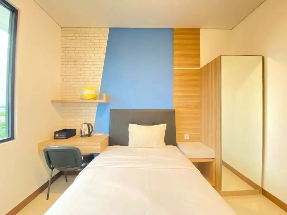 Бандунг: Comfortable Studio Semi Apartment at The Lodge Paskal near BINUS University