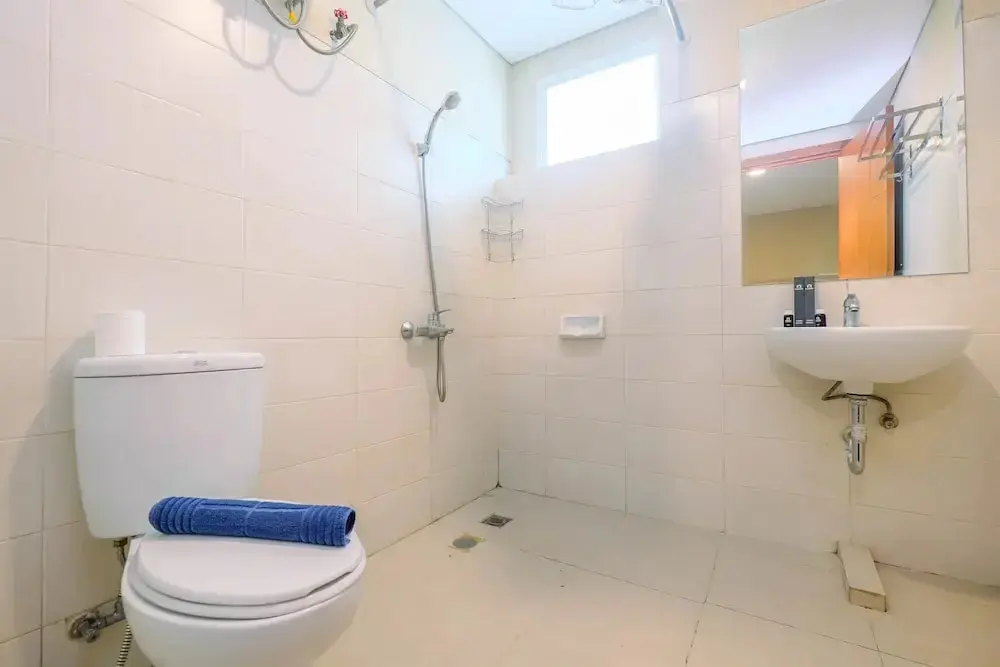 Джакарта: Cozy Stay 2BR Apartment Woodland Park Residence