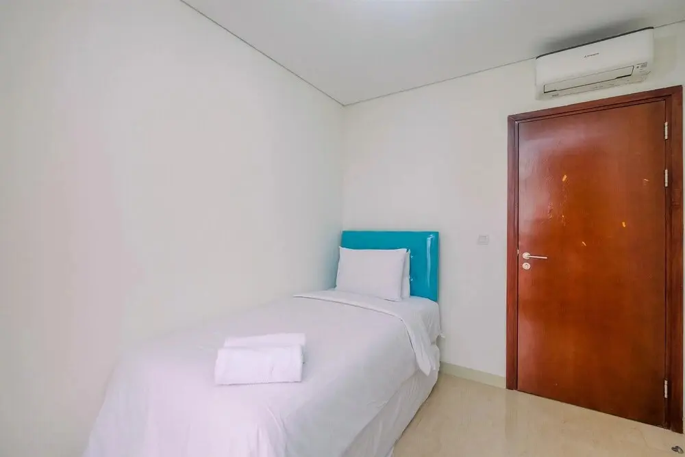 Джакарта: Brand New 2BR L'Avenue Apartment