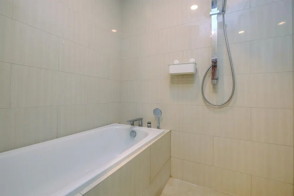 Джакарта: Comfy and Cozy Stay 1BR at Branz Simatupang Apartment