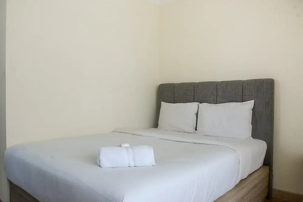 Джакарта: Great Location Studio at Menteng Park Apartment
